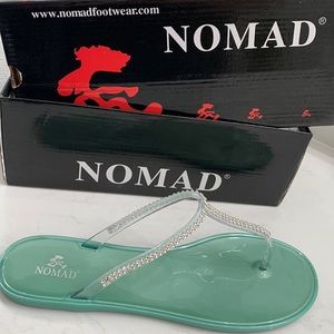 Nomad Thong Slide Sandal; Green/Silver; 10M